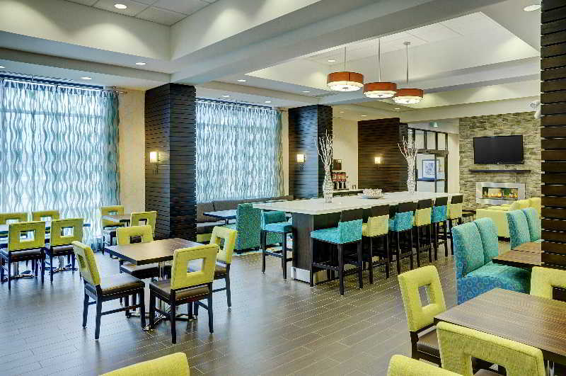 Hampton Inn By Hilton Winnipeg Exterior foto